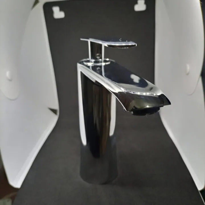 Luxury Brass Bathroom Basin Mixer Tap - Single Lever Chrome Faucet