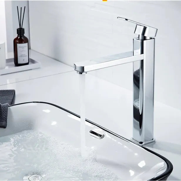 Modern Chrome Single Lever Bathroom Faucet - Deck Mounted