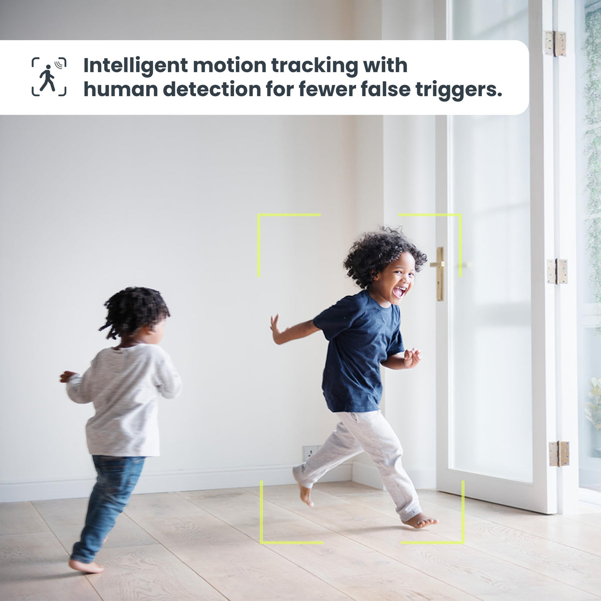 feit electric smart security camera bulb clip and build detail | Smaro