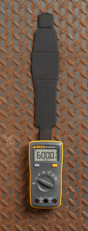 fluke 106 digital multimeter cat iii 600v package contents view | Smar